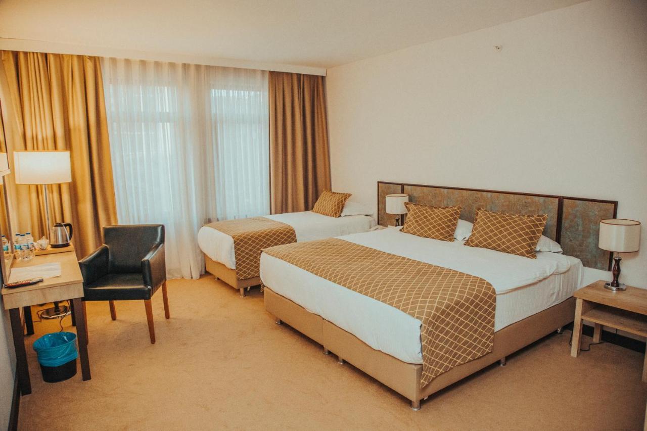 Atlas Hotel İzmir