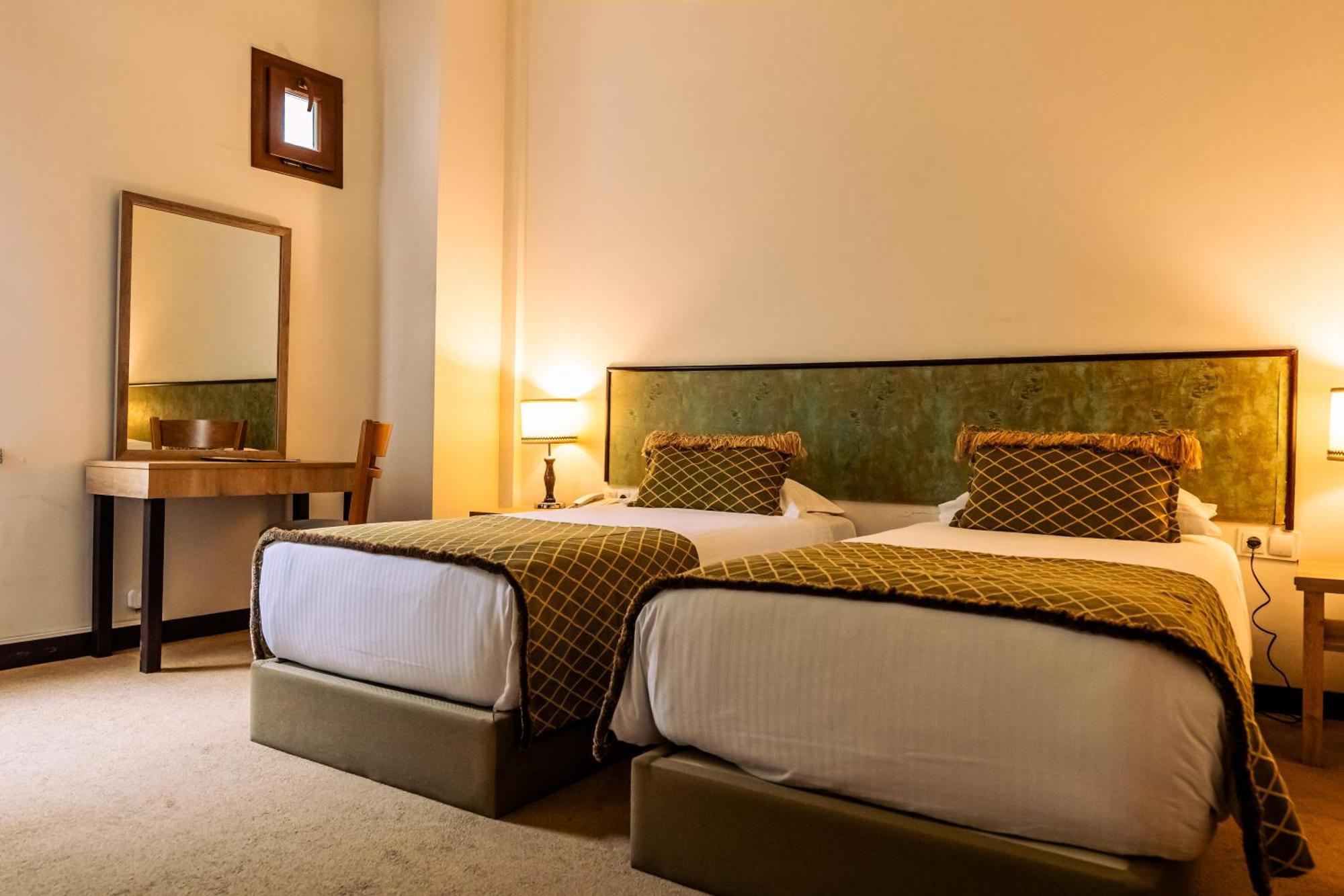 Atlas Hotel 4*