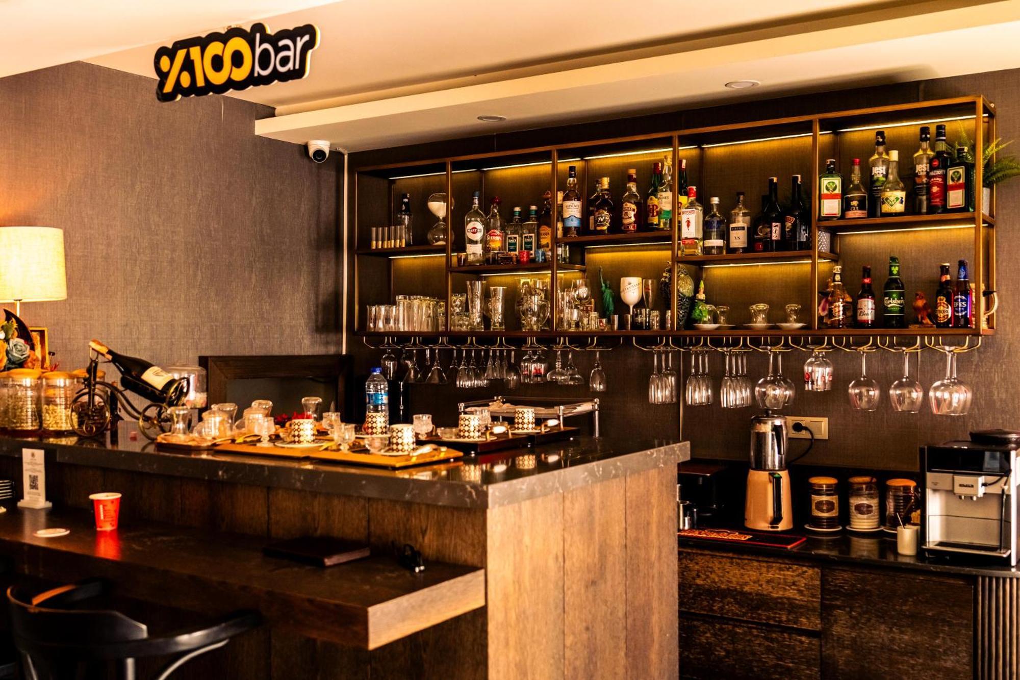 Atlas Hotel İzmir